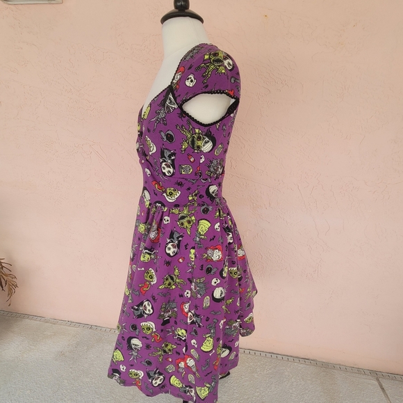 Pinup Couture Pinup Girl Clothing Luscious Dress in Monster Mayhem Print - Picture 3 of 11